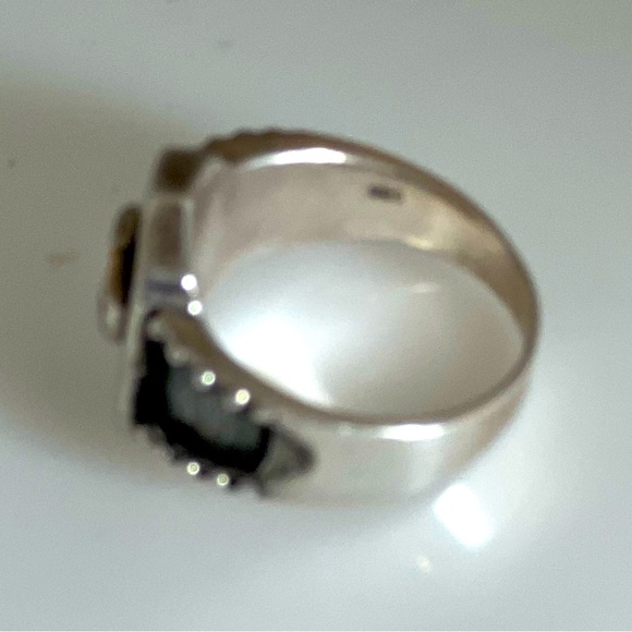 Stunning 925 Sterling silver ring 💖💖💖 - Picture 3 of 3